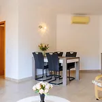 George's Quinta Palmeiras, A 2 Bedroom In Luxury Complex, Walking Distance To Town
