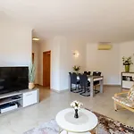 George's Quinta Palmeiras, A 2 Bedroom In Luxury Complex, Walking Distance To Town Apartament *