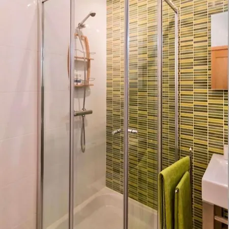 Apartment George's Quinta Palmeiras, A 2 Bedroom In Luxury Complex, Walking Distance To Town