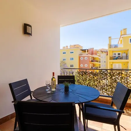 George's Quinta Palmeiras, A 2 Bedroom In Luxury Complex, Walking Distance To Town Apartament *