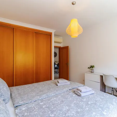 George's Quinta Palmeiras, A 2 Bedroom In Luxury Complex, Walking Distance To Town Apartament Lagos