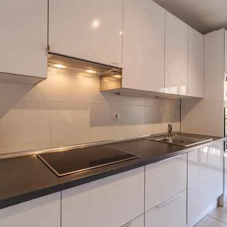 George's Quinta Palmeiras, A 2 Bedroom In Luxury Complex, Walking Distance To Town 라고스