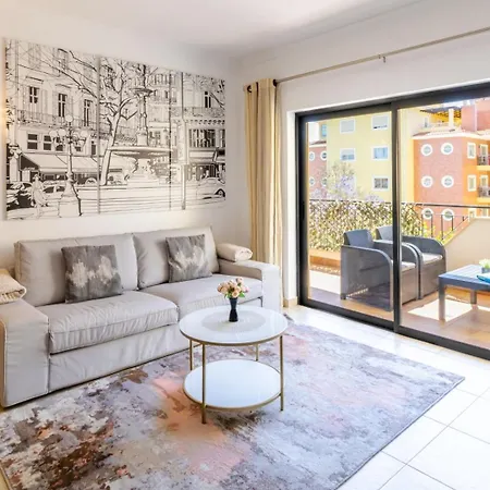 George's Quinta Palmeiras, A 2 Bedroom In Luxury Complex, Walking Distance To Town Λάγος