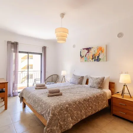 George's Quinta Palmeiras, A 2 Bedroom In Luxury Complex, Walking Distance To Town * Λάγος