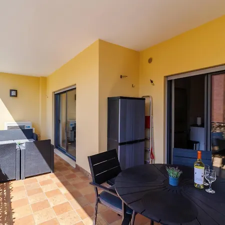 George's Quinta Palmeiras, A 2 Bedroom In Luxury Complex, Walking Distance To Town