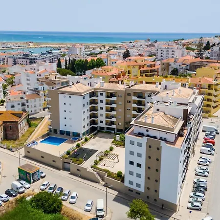 Διαμέρισμα George's Quinta Palmeiras, A 2 Bedroom In Luxury Complex, Walking Distance To Town *